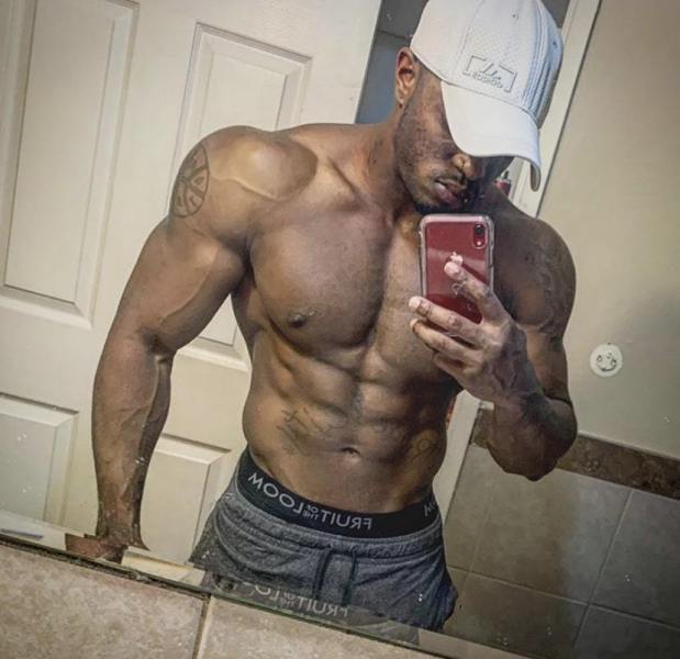 Damien-is-a-male-stripper-in-Las-Vegas-1