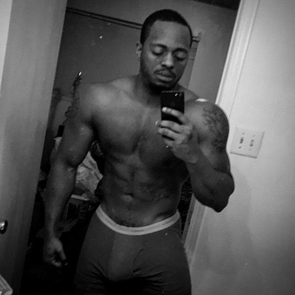 Damien-is-a-male-stripper-in-Las-Vegas-5