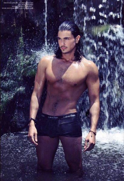 Slater-is-a-male-stripper-in-Las-Vegas-3