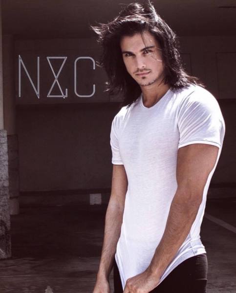 Slater-is-a-male-stripper-in-Las-Vegas-6