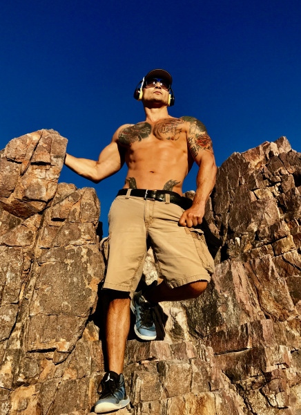 Exotic-male-dancer-named-Tiger-2